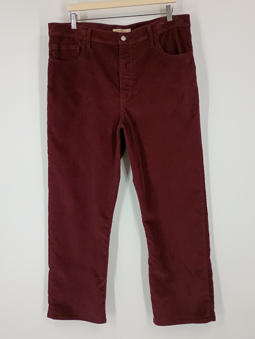 Levi's Ribcage Straight Ankle Corduroy Pants